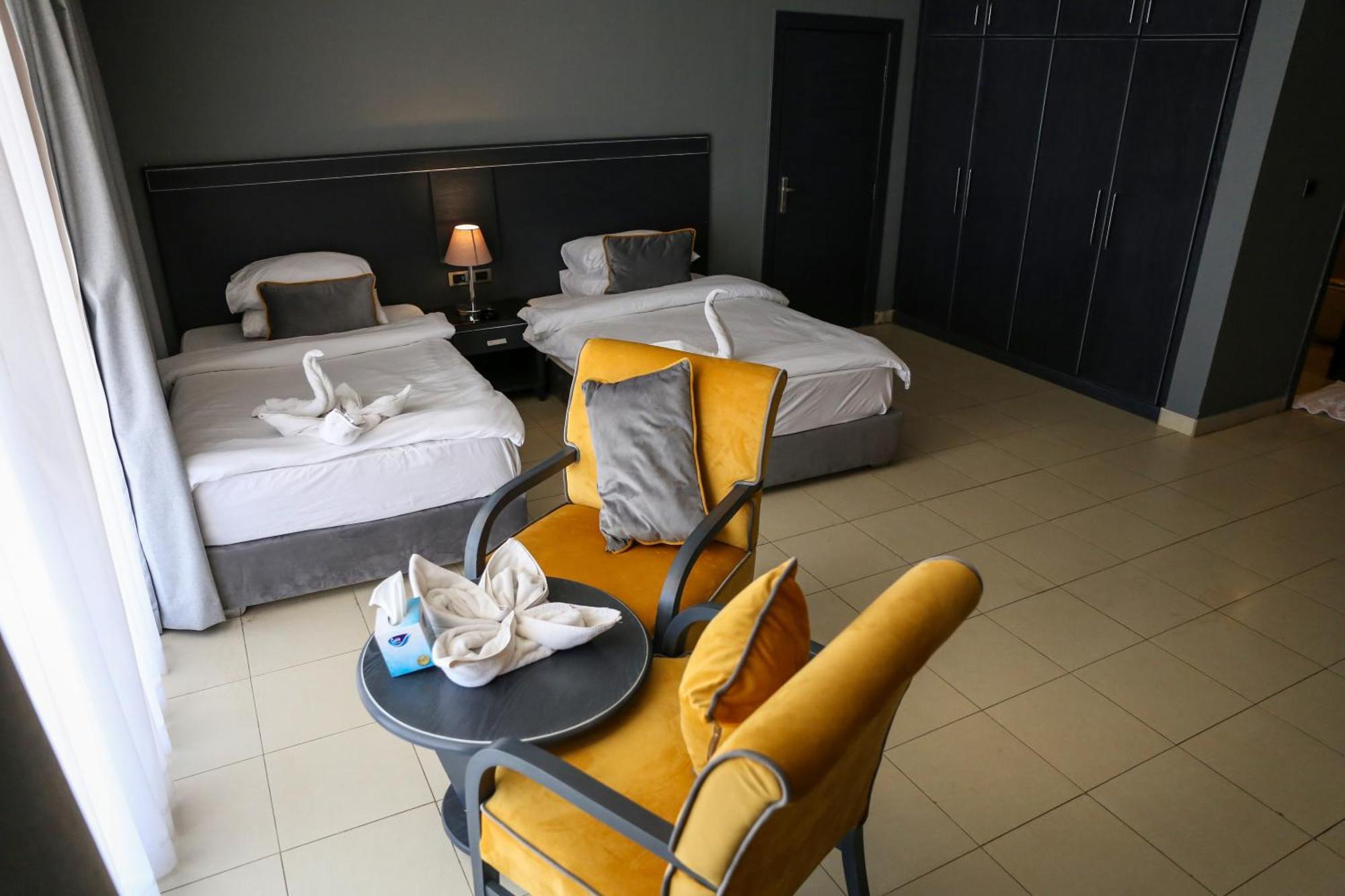 OH Beach Resort Sweimeh Exterior foto