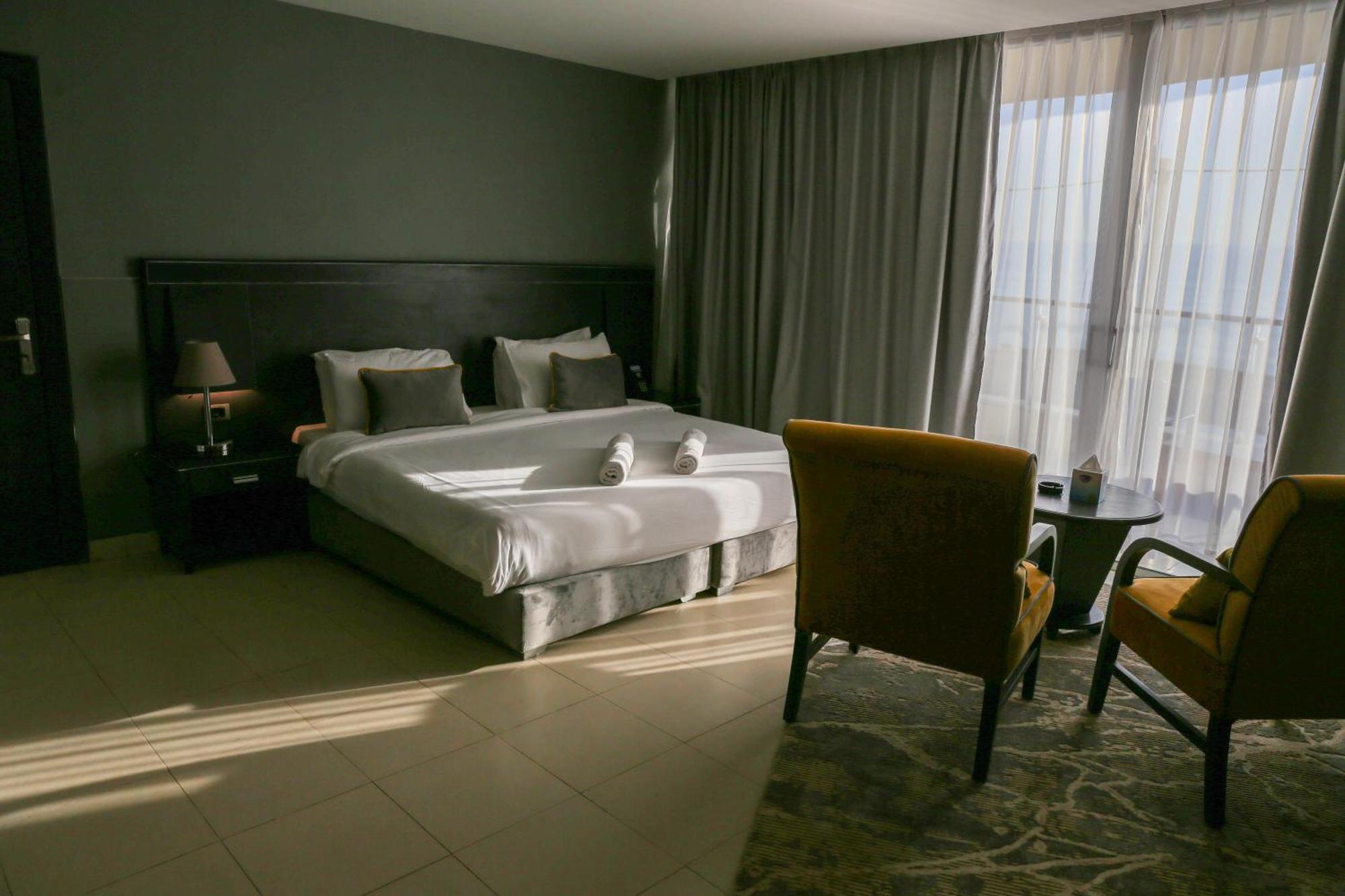OH Beach Resort Sweimeh Exterior foto