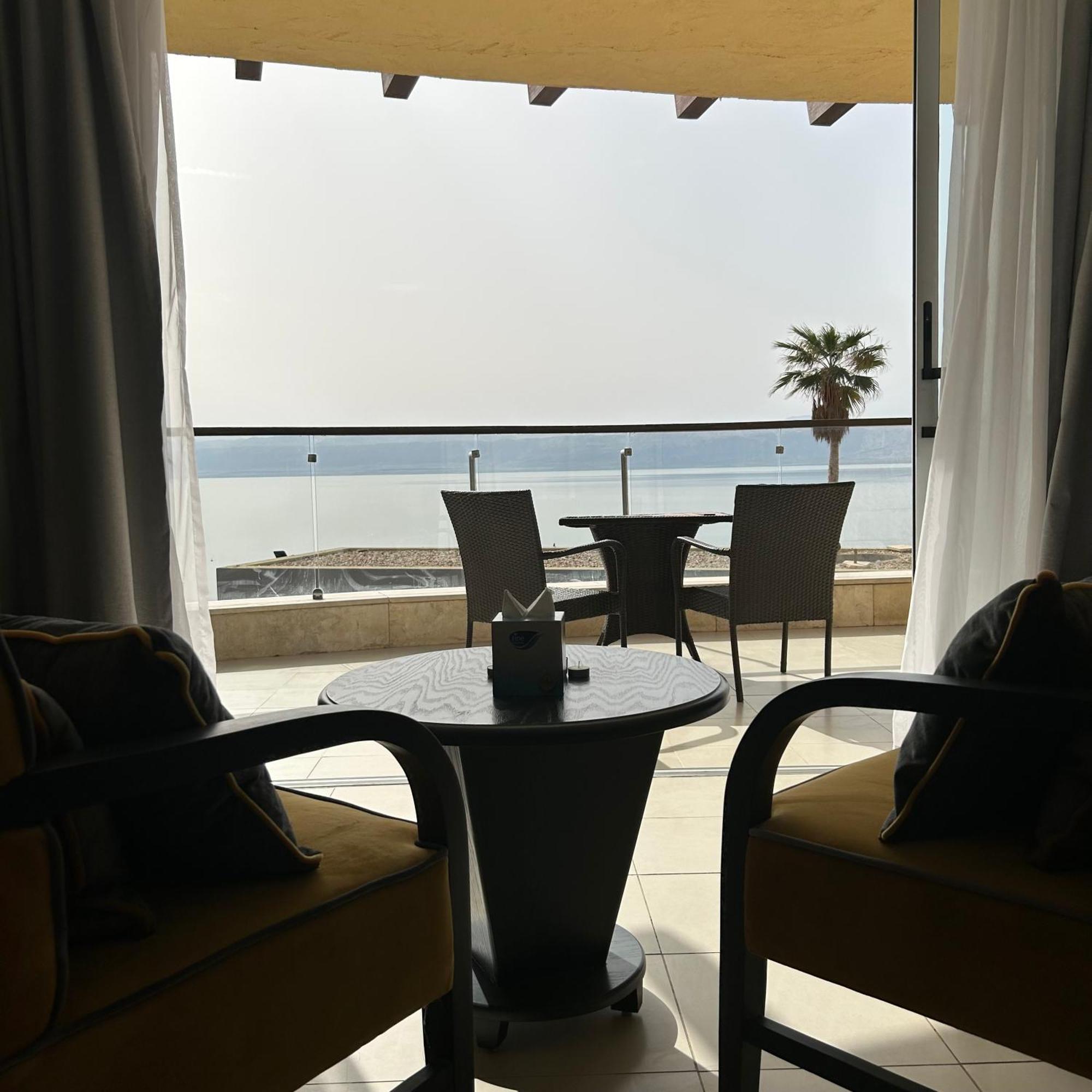 OH Beach Resort Sweimeh Exterior foto