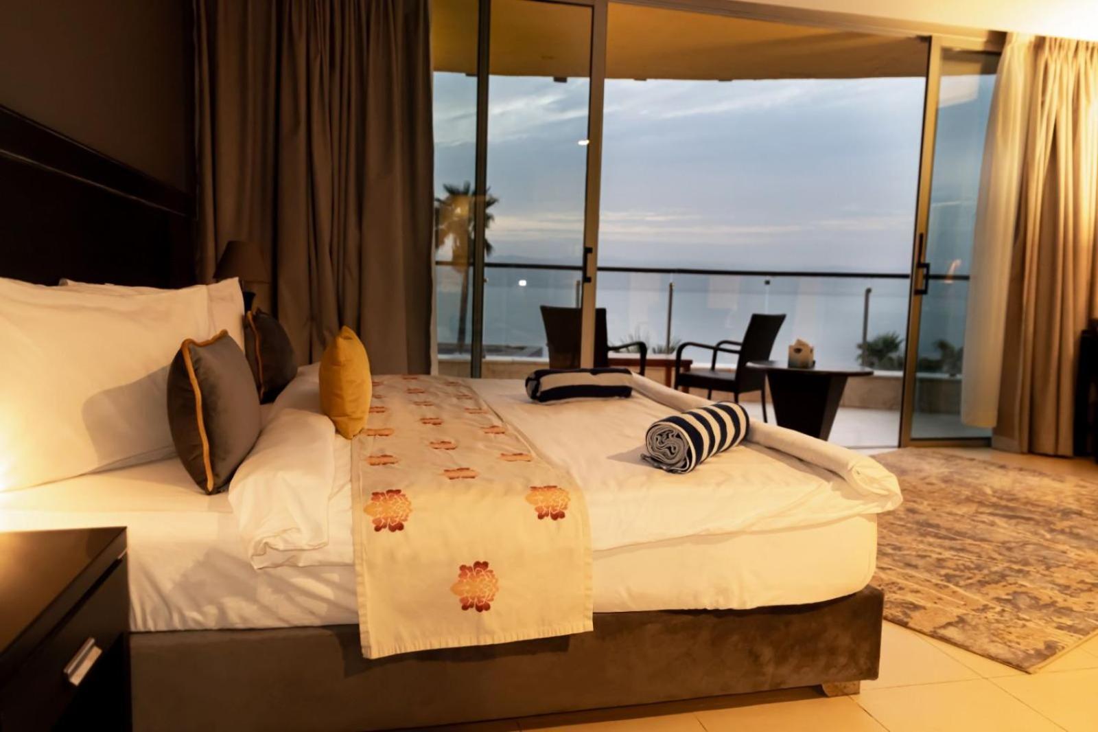 OH Beach Resort Sweimeh Exterior foto